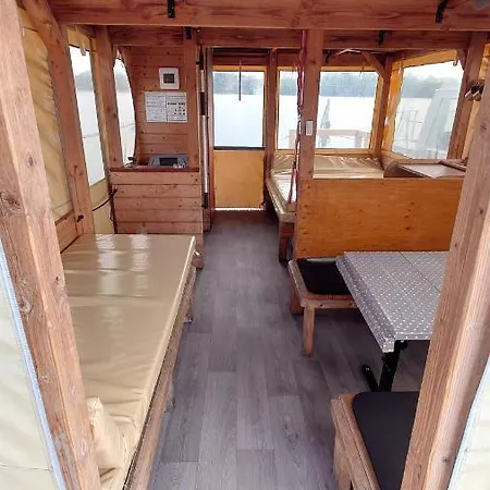 Wasserlinie Botel